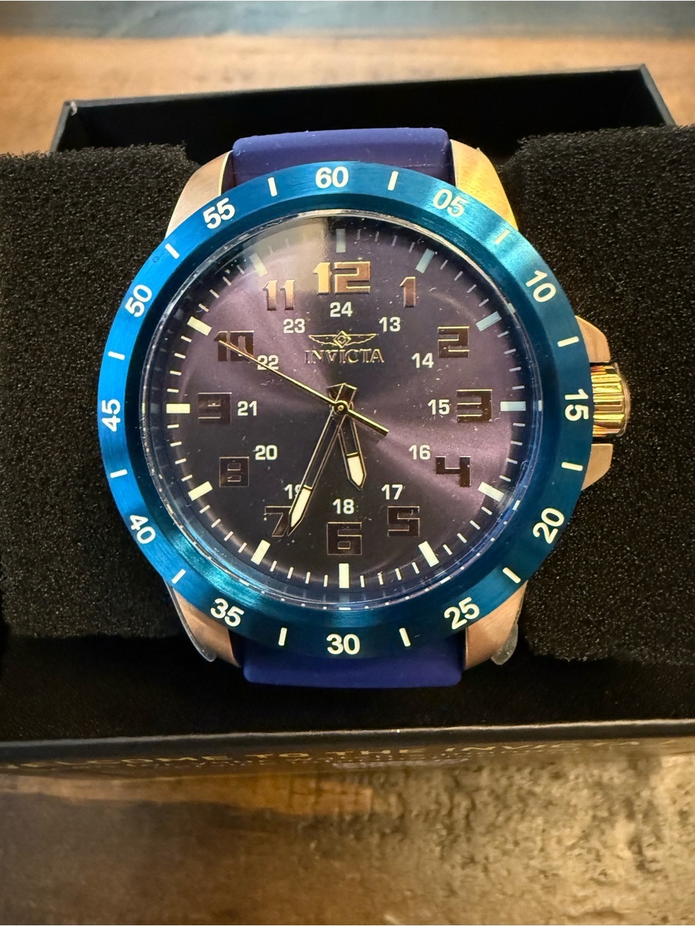 Invicta Pro Diver Stratus Quartz Watch (Model 40001) 45mm, 100m